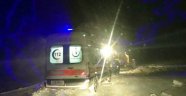 Kar nedeniyle mahsur kalan hastaya güçlükle ulaşıldı