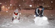 Malatya'da vatandaşların kar keyfi