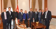 İş dünyasının temsilcileri Vali Toprak'ı ziyaret etti