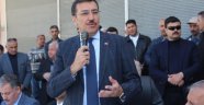 Bakan Tüfenkci Malatya'da Esnafla Bir Araya Geldi