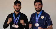 Üniversitelerarası Kick Boks Türkiye Şampiyonasında büyük başarıya imza attılar