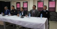 Polis muhtarlarla huzur toplantısı yaptı