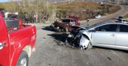 İki Otomobil Çarpıştı: 4 Yaralı