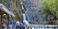 Günpınar Şelalesine ziyaretçi akını başladı