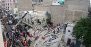 Pakistan'da bina çöktü: 4 ölü