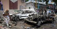 Somali'de bomba yüklü araç patladı: en az 7 ölü