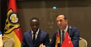 Aly Cissokho imzayı attı