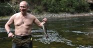 Rusya Devlet Başkanı Putin balık avında