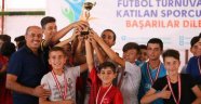 Mahalleler Arası futbol turnuvasında ödül töreni yapıldı