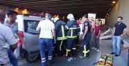  Alt geçitte zincirleme kaza: 3 yaralı