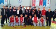 Güreşte Malatya şampiyonu oldular