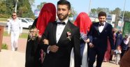 İki kardeş aynı gün evlendi