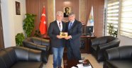 Ege Bölgesi Malatyalılar Derneği'nden Başkan Ceylan'a ziyaret