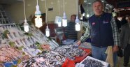 Balık fiyatları cep yakıyor
