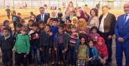 Esra Tüfenkci Suriyeli sığınmacıları ziyaret etti