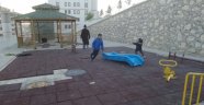 Çocuk oyun parkını tahrip ettiler