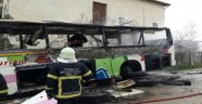 Park Halindeki Servis Otobüsü Yandı