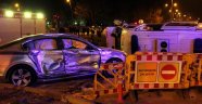 Otomobille çarpışan ambulans devrildi: 5 yaralı