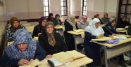 Kur'an-ı Kerim Kursları büyük ilgi görüyor