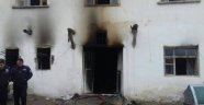İki katlı evde yangın: 2'si ağır 9 yaralı