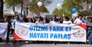 'Otizm Farkındalık' Yürüyüşü