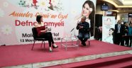 Defne Samyeli Malatya'da söyleşiye katıldı
