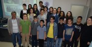 Sınavda başarılı olan öğrenciler ödüllendirildi