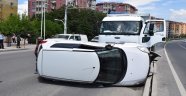 Kamyon otomobile çarptı: 1 yaralı