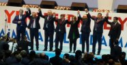 AK Parti adaylarını Davutoğlu tanıttı