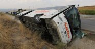 Amasya'da yolcu otobüsü devrildi: 1 ölü, 12 yaralı