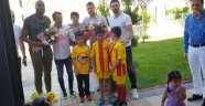 Futbolcular öğrencilerle buluştu