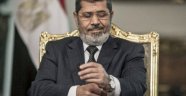 Devrik lider Mursi'ye 20 yıl hapis cezası