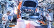 Alman otomobil üreticileri frene bastı