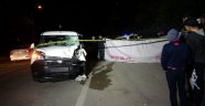 Hafif ticari araçla motosiklet çarpıştı: 2 ölü, 1 yaralı
