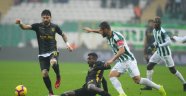 Bursaspor: 1 - Evkur Yeni Malatyaspor: 0 (İlk yarı)
