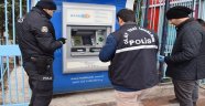ATM'deki tuzağı vatandaş fark etti