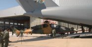 Atak Taarruz Helikopterleri İlk Kez Havadan Taşındı