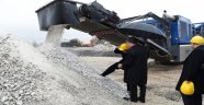4 İlçede taş ocağı ve asfalt tesisi hizmete girdi