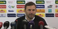 "Hoca herhalde başka maçı seyretti"
