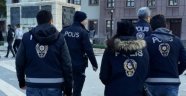 Araması bulunan 44 kişi yakalandı
