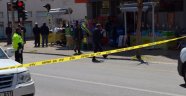 Didim'de sokak ortasındaki kavgada kan aktı