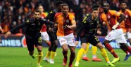 Spor Toto Süper Lig: Galatasaray: 1 - Evkur Yeni Malatyaspor: 0 (İlk yarı)