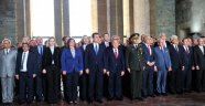 CHP'li başkanlar Anıtkabir'de
