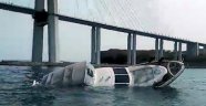 Rusya'da batık gemiye takılan tekne battı