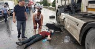 Samsun'da kamyonet ile tır çarpıştı: 3 yaralı