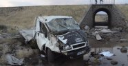 Şanlıurfa'da pikap şarampole devrildi: 6 yaralı