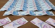 Piyasaya sahte para süren kalpazanlar yakalandı