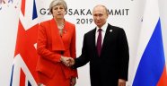 İngiltere Başbakanı May, Putin'i uyardı