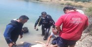Baraj gölüne giren genç boğuldu