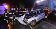Kocaeli'de 2 otomobil kafa kafaya çarpıştı: 2'si çocuk 5 yaralı